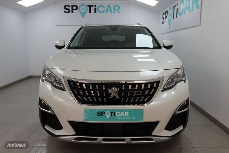 Usado Peugeot 3008 Allure 130 CV (95 kW) 2019 Blanco SUV