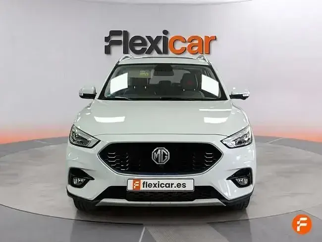 Usado MG ZS Luxury 106 CV (77 kW) 2024 Blanco SUV