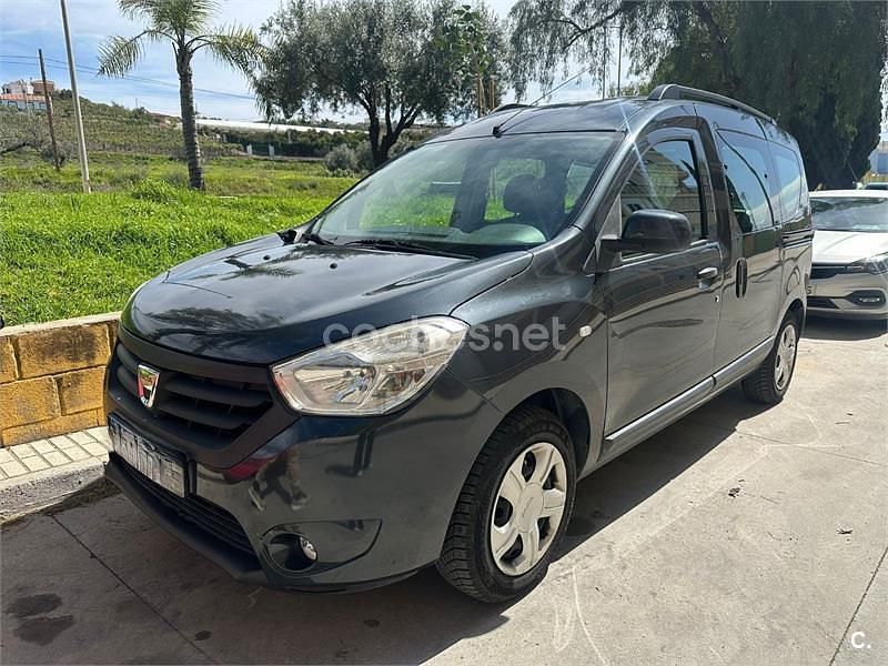 Usado Dacia Dokker Ambiance 100 CV (73 kW) 2015 Azul Monovolumen