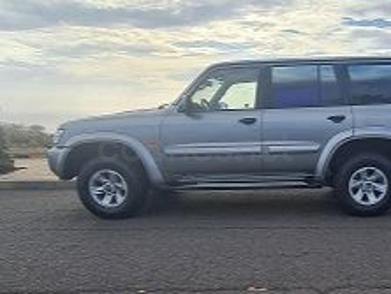Usado Nissan Patrol Comfort 158 CV (116 kW) 2004 Gris / plata SUV