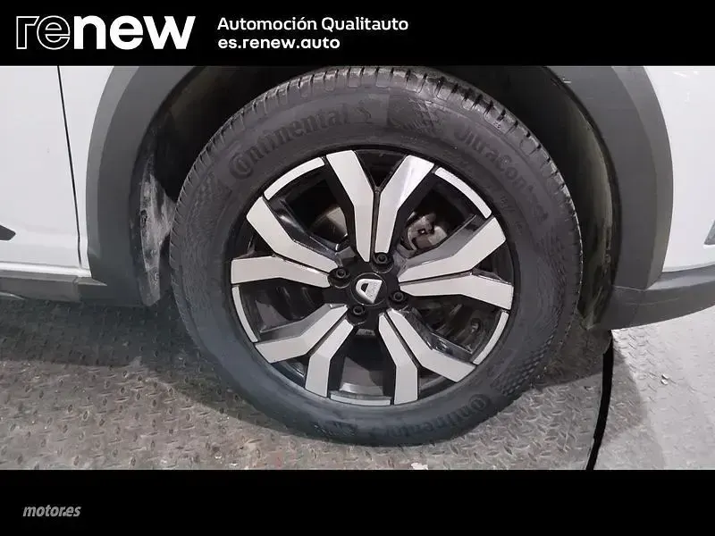 Usado Dacia Jogger Comfort 100 CV (73 kW) 2022 Blanco Monovolumen