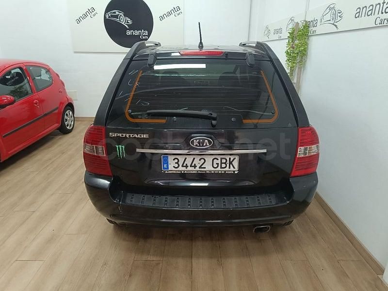 Usado Kia Sportage 142 CV (104 kW) 2008 Negro SUV