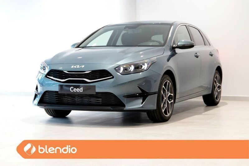 Gris Nuevo 2024 Kia Ceed Utilitario | 26.590 € (Un poco caro) - Imagen 1/4