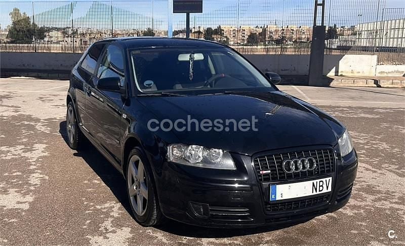 Usado Audi A3 Ambition 105 HP (77 kW) 2006 Preto Citadino