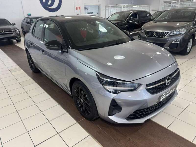Gris Usado 2023 Opel Corsa Berlina | 13.800 € (Precio justo) - Imagen 1/4