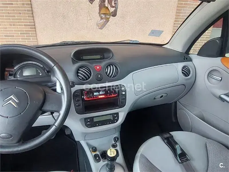 Usado Citroën C3 Pluriel 110 CV (80 kW) 2003 Naranja Descapotable