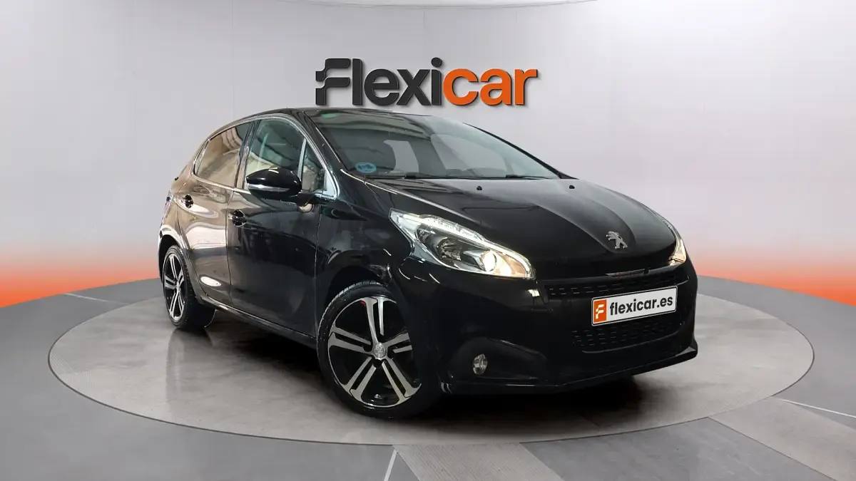 Usado Peugeot 208 GT-line 110 CV (80 kW) 2018 Utilitario