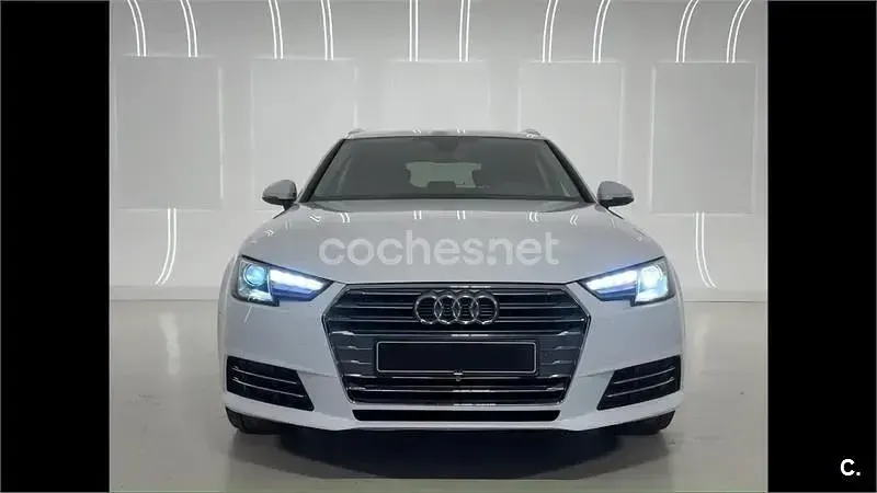 Usado Audi A4 Sport 190 CV (139 kW) 2017 Blanco Familiar