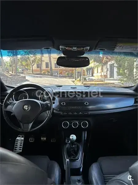 Usado Alfa Romeo Giulietta Progression 140 CV (102 kW) 2012 Blanco Utilitario