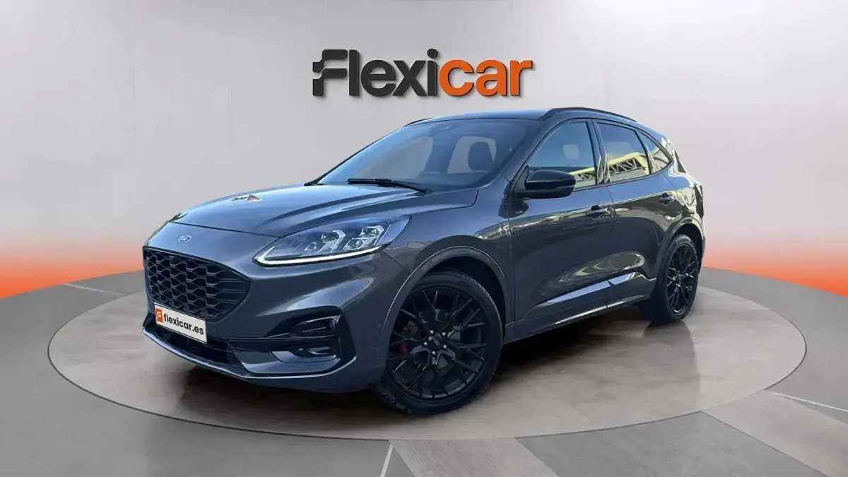 Usado Ford Kuga ST-Line 150 CV (110 kW) 2023 Gris SUV