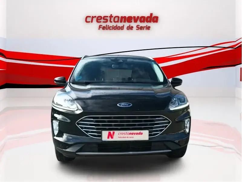 Usado Ford Kuga Titanium 225 CV (165 kW) 2022 SUV