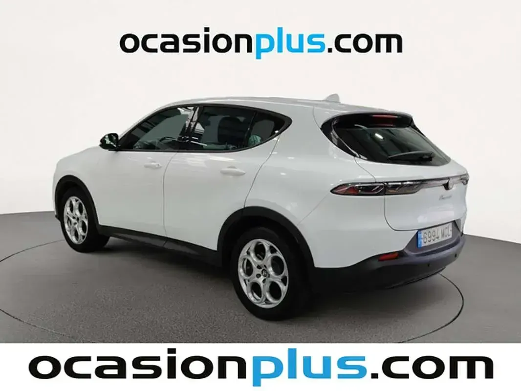 Usado Alfa Romeo Tonale Sprint 131 CV (96 kW) 2022 Blanco SUV