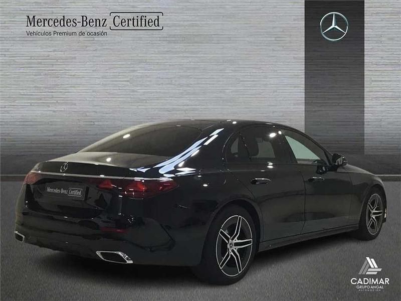 Usado Mercedes E220 197 CV (144 kW) 2025 Berlina