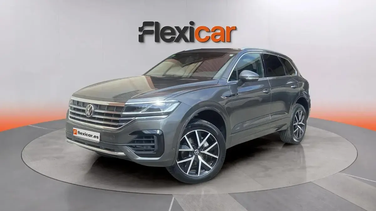 Usado VW Touareg R-line 286 CV (210 kW) 2022 Gris SUV