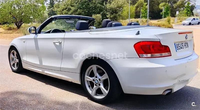 Usado BMW 118 Cabriolet 143 CV (105 kW) 2011 Blanco Descapotable