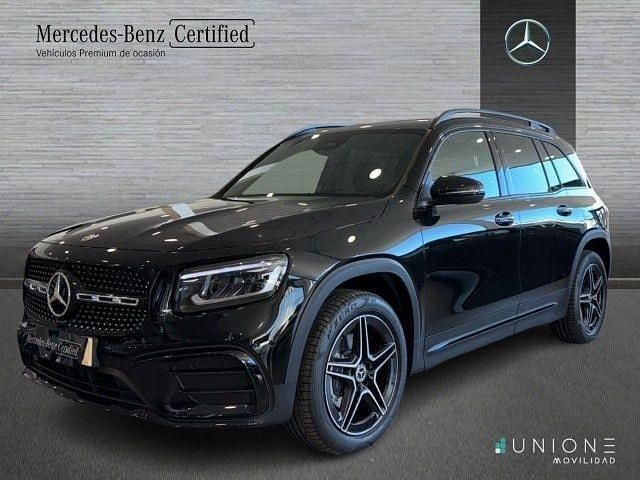 Usado Mercedes GLB200 150 CV (110 kW) 2026 Negro cosmos SUV
