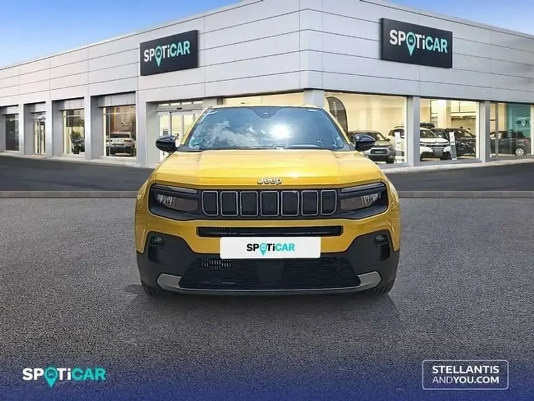 Usado Jeep Avenger Altitude 101 CV (74 kW) 2025 Amarillo SUV