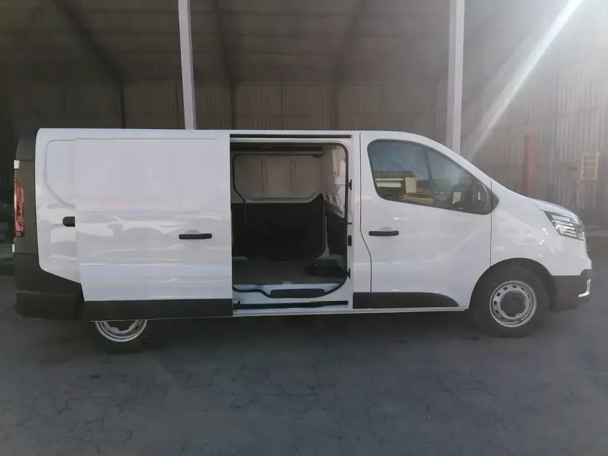 Nuevo Renault Trafic 88 kW (120 CV) 2025 Blanco Monovolumen