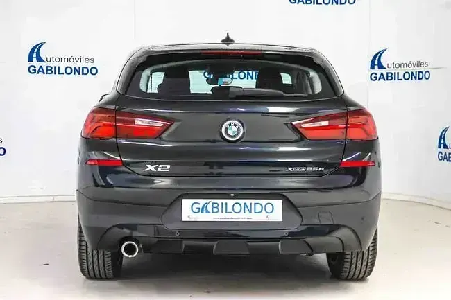 Usado BMW X2 Comfort Edition 220 CV (161 kW) 2021 Negro SUV