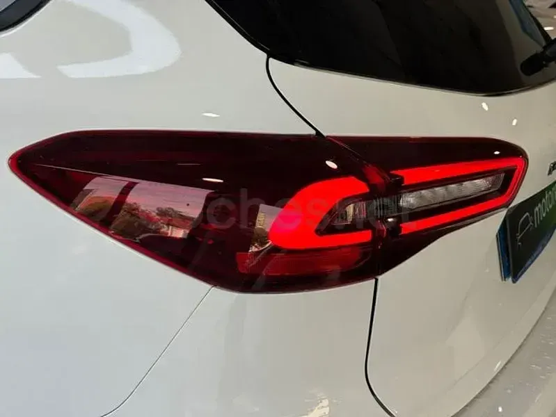 Usado Ford Focus ST-Line 155 CV (114 kW) 2023 Blanco Familiar