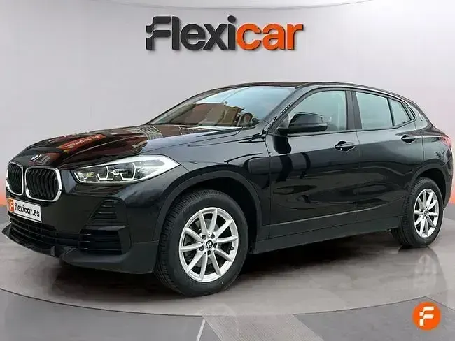 Käytetty BMW X2 150 HP (110 kW) 2021 Musta Katumaasturi