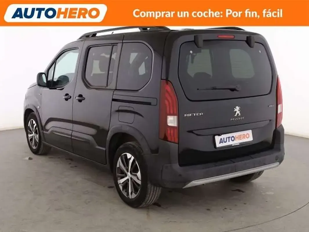 Usado Peugeot Rifter GT-line 131 CV (96 kW) 2019 Negro Monovolumen
