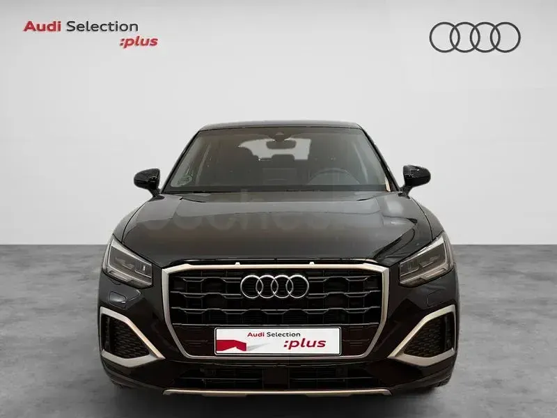 Usado Audi Q2 Advanced Plus 116 CV (85 kW) 2025 Negro SUV