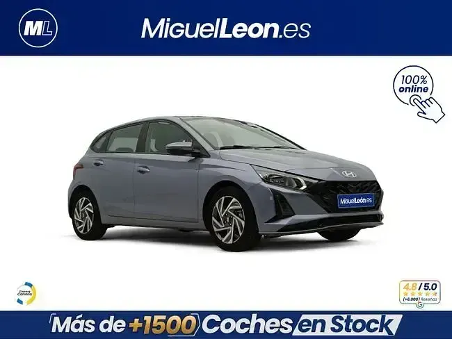 Usado Hyundai i20 100 CV (73 kW) 2024 Gris Utilitario