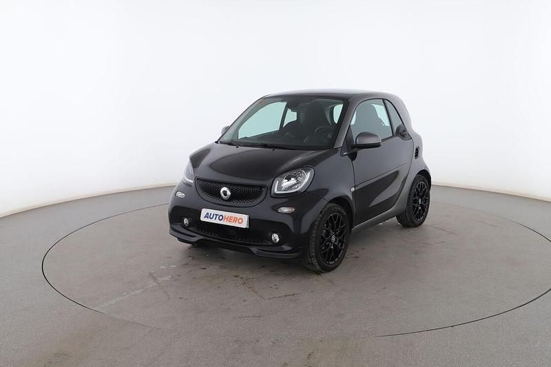 Negro Usado 2019 Smart ForTwo Coupé Basis Utilitario | 15.899 € (Un poco caro) - Imagen 1/3