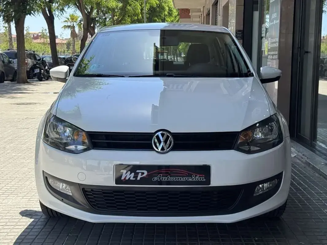 Usado VW Polo Advance 69 CV (50 kW) 2012 Blanco Utilitario