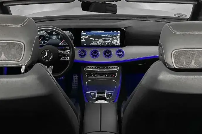 Usado Mercedes 220 AMG Line Premium 194 CV (142 kW) 2023 Descapotable