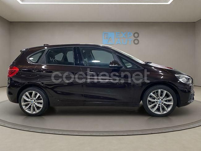 Usado BMW 218 Comfort Edition 140 CV (102 kW) 2018 Marrón Familiar