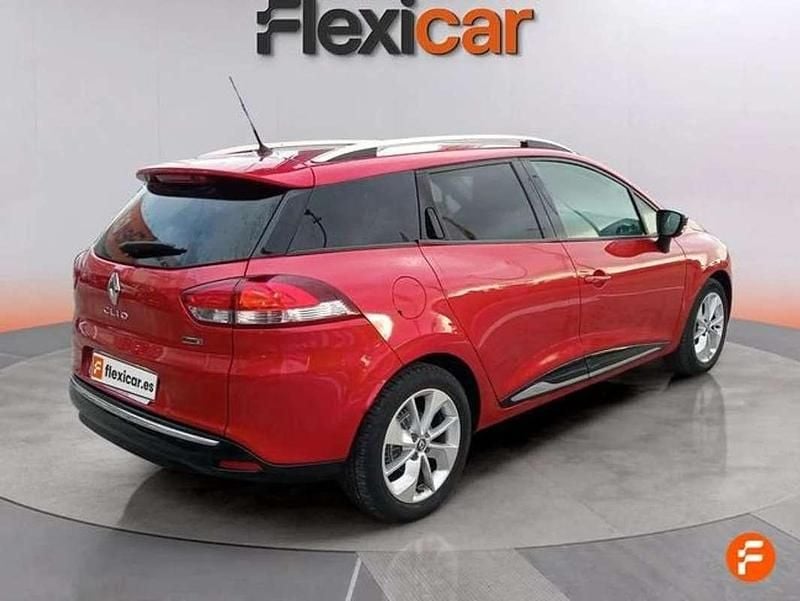 Usado Renault Clio IV 90 CV (66 kW) 2017 Rojo Berlina