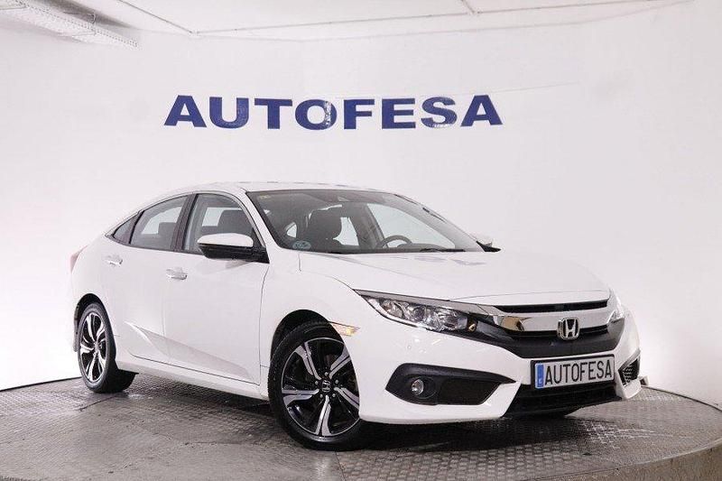 Usado Honda Civic Elegance 120 CV (88 kW) 2018 Blanco Berlina