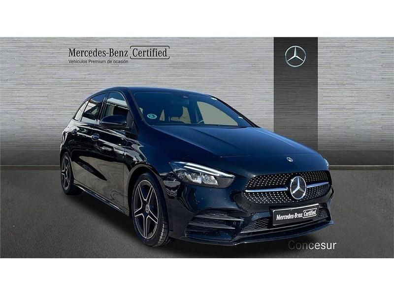 Usado Mercedes B200 149 CV (109 kW) 2022 Negro Monovolumen