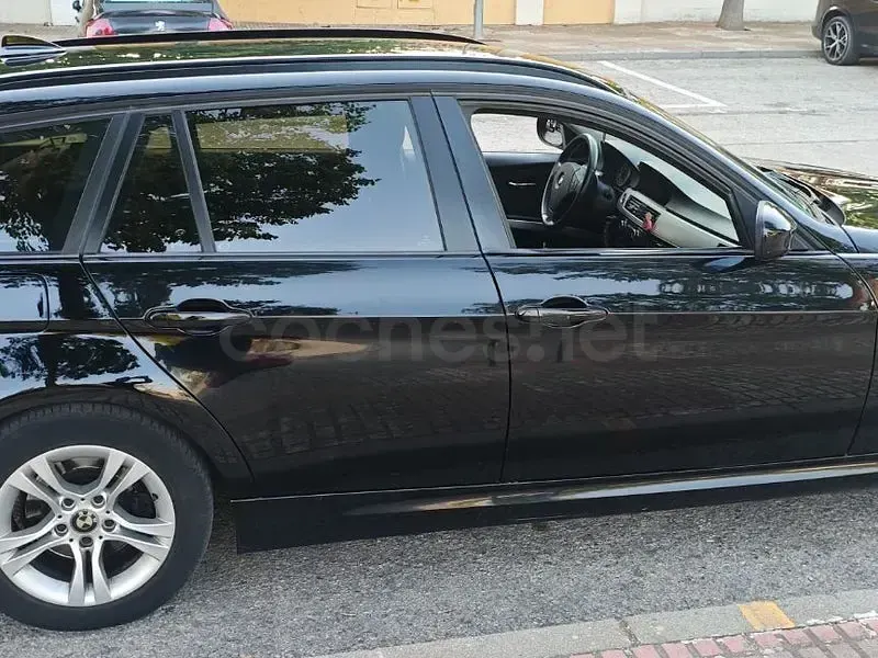 Usado BMW 318 143 CV (105 kW) 2013 Negro Berlina