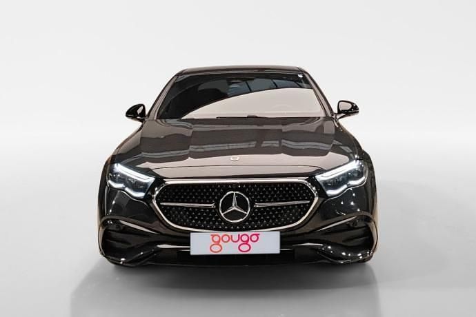 Usado Mercedes E220 197 CV (144 kW) 2025 Gris Berlina