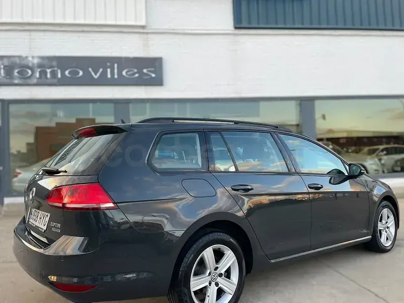 Usado VW Golf VII Advance 150 CV (110 kW) 2015 Gris / plata Familiar