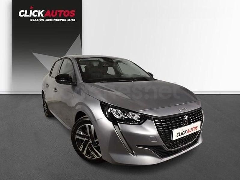 Usado Peugeot 208 Active 100 CV (73 kW) 2023 Gris / plata Utilitario