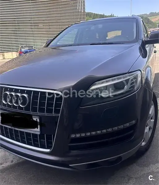Usado Audi Q7 Ambiente 240 CV (176 kW) 2010 Granate SUV