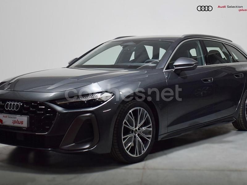 Gris / plata Usado 2024 Audi A5 Ambiente Coupe | 61.476 € - Imagen 1/4