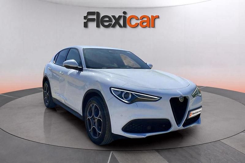 Blanco Usado 2022 Alfa Romeo Stelvio Sprint SUV | 29.640 € (Precio justo) - Imagen 1/4