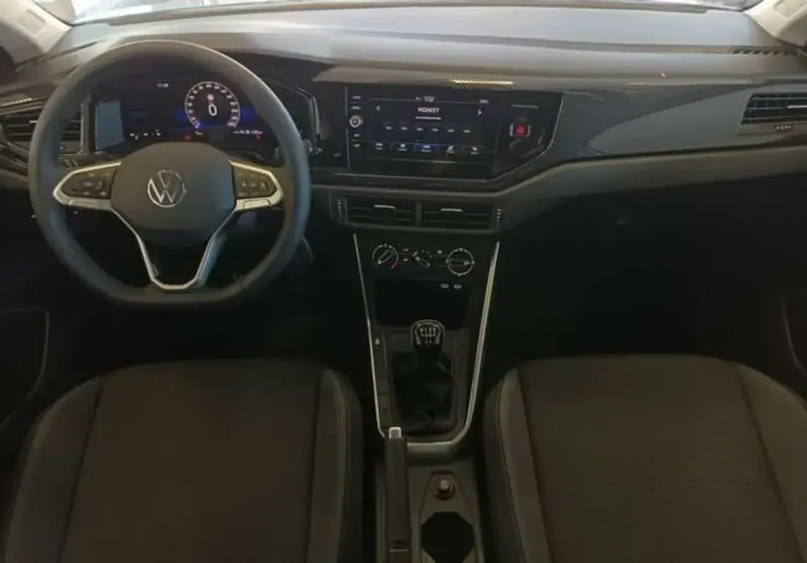 Usado VW Taigo 95 CV (69 kW) 2025 Plateado SUV