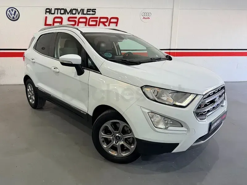 Usado Ford Ecosport Trend 101 CV (74 kW) 2018 Blanco SUV