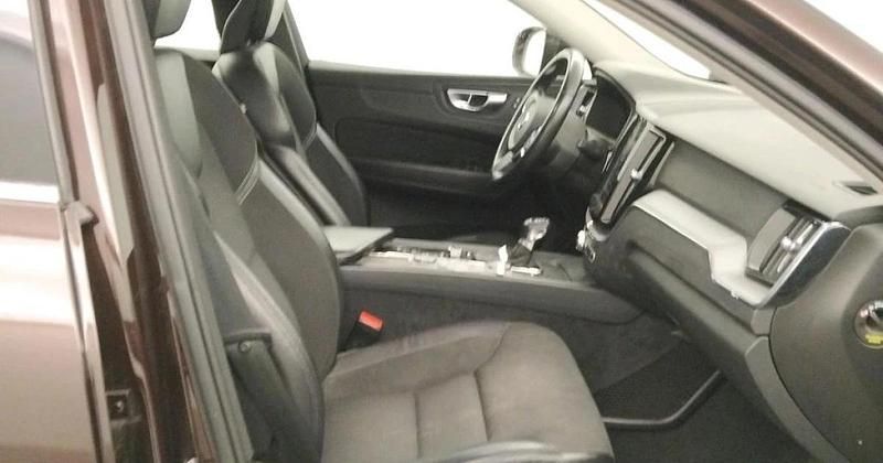 Usado Volvo XC60 Business Edition 190 CV (139 kW) 2020 SUV