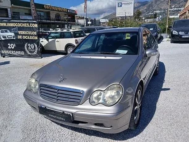 Używany Mercedes C180 Elegance 143 KM (105 kW) 2003 Sedan/Limuzyna