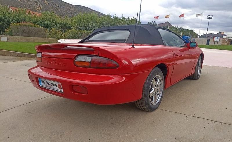Usado Chevrolet Camaro 193 CV (141 kW) 1998 Rojo Coupe
