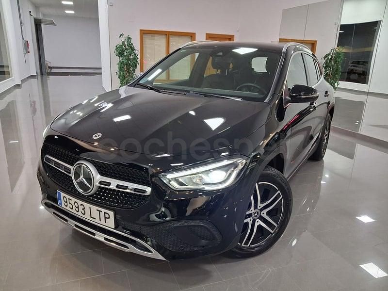 Usado Mercedes GLA200 150 CV (110 kW) 2021 Negro SUV