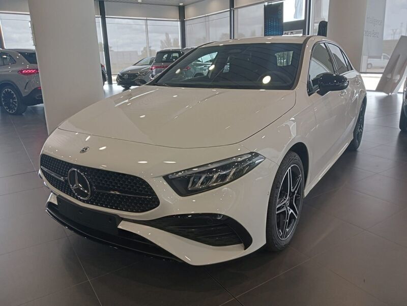 Blanco Usado 2023 Mercedes A250 Advanced Berlina | 53.467 € - Imagen 1/4