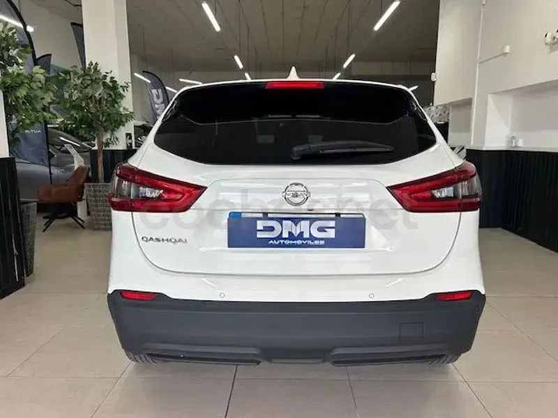 Usado Nissan Qashqai Tekna 115 CV (84 kW) 2018 Blanco SUV